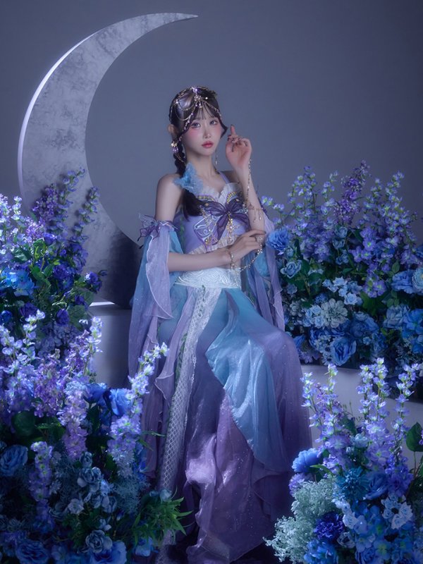 モデル：ゆりにゃ 身長：162cm 着用サイズ：Fサイズ