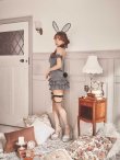 画像15: 【送料無料！】【ハロウィン】ストライプオフショルダー ティアードバニーフリルリボン【コスプレ6点SET】【XS-Mサイズ】【予約/9月下旬発送予定】[OF03]三上悠亜着用 (15)