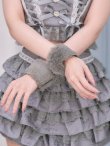 グレー　モデル：三上悠亜　身長：159cm　着用サイズ：Sサイズ