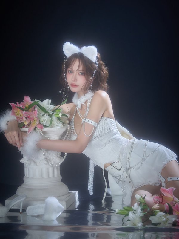 ホワイト　モデル：れみれみ　身長：163cm　着用サイズ：Sサイズ