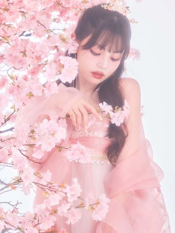 モデル：吉木千沙都（ちぃぽぽ）身長：158cm　着用サイズ：Fサイズ