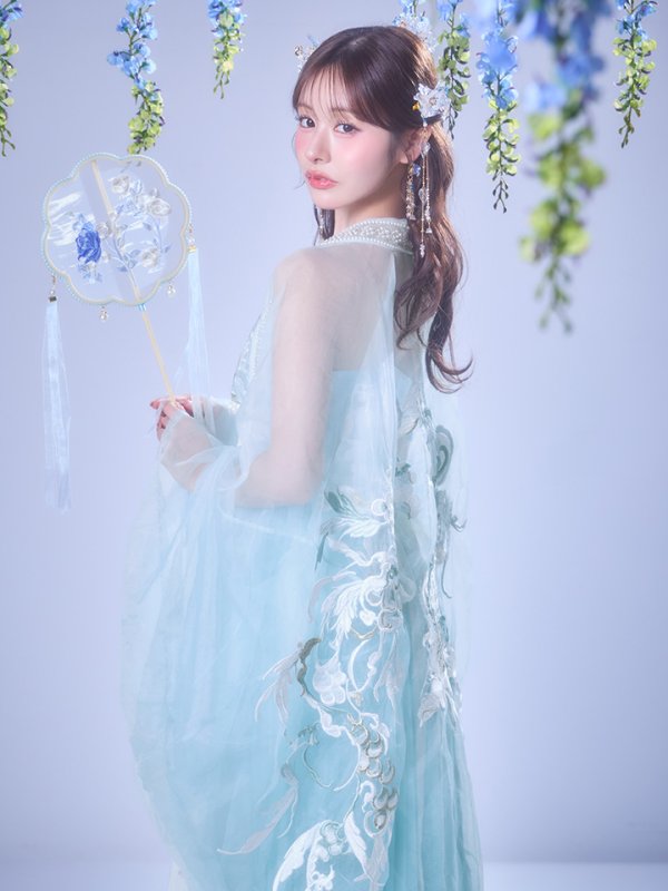 画像15: 【即日発送】【送料無料！】【ハロウィン】アイスブルー刺繍ロングシフォン漢服セット【コスプレ3点SET】【Fサイズ】[OF04]加藤美南着用 (15)