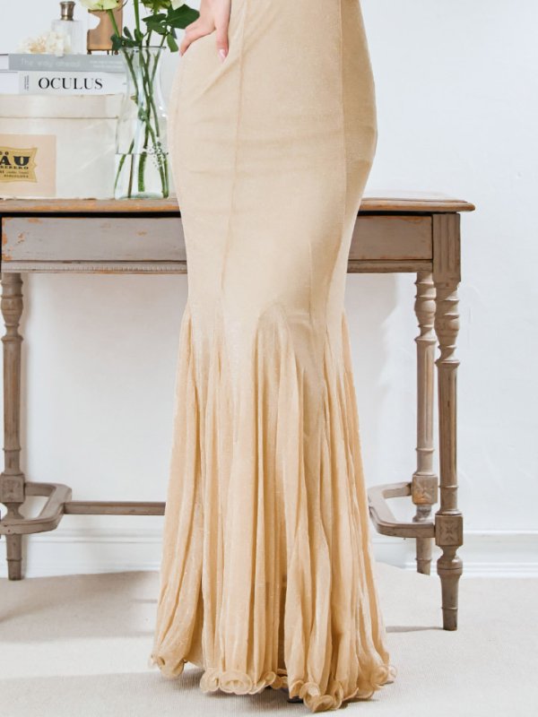 モデル:真優川咲 身長:159cm 着用サイズ:Sサイズ