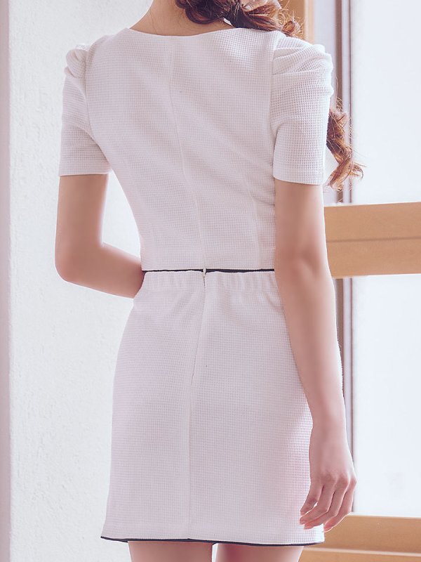 モデル：せいは　身長：161cm　着用サイズ：Sサイズ