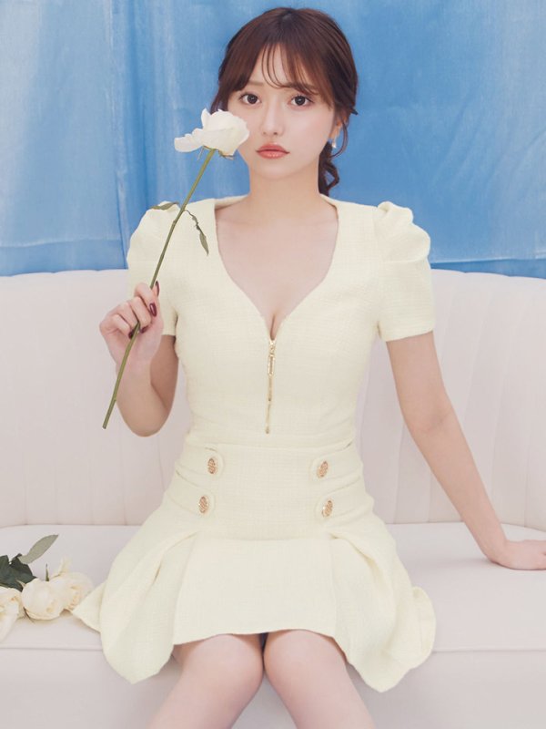 モデル:羽澄まり 身長:158cm 着用サイズ:Sサイズ