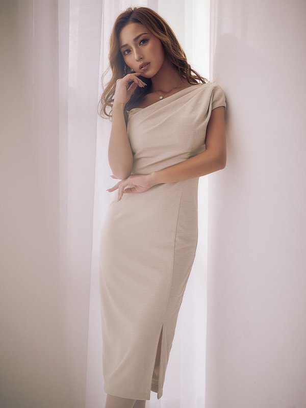 モデル：カレン　身長：153cm　着用サイズ：Sサイズ