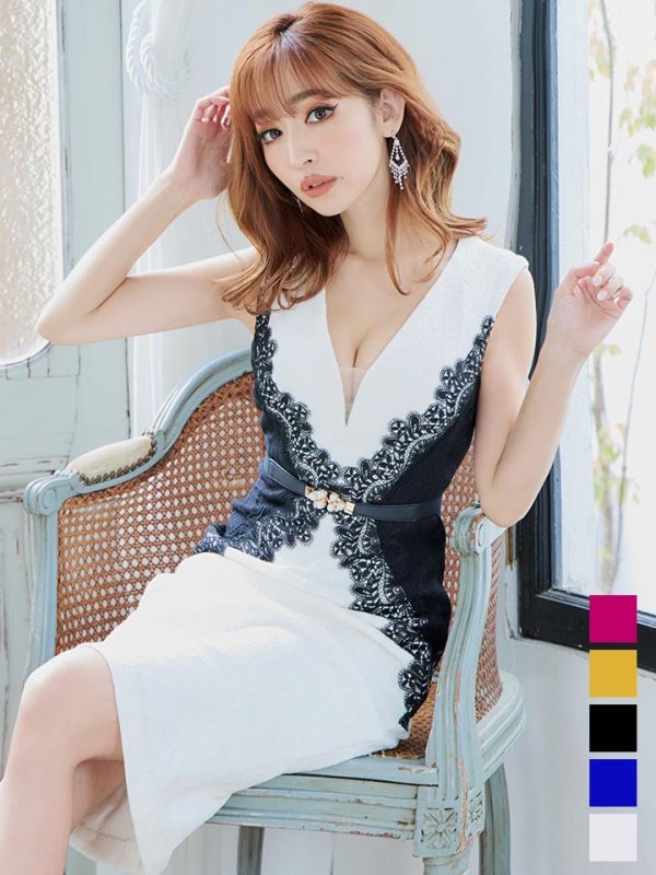 モデル：杉山佳那恵　身長：159cm　着用サイズ：Sサイズ