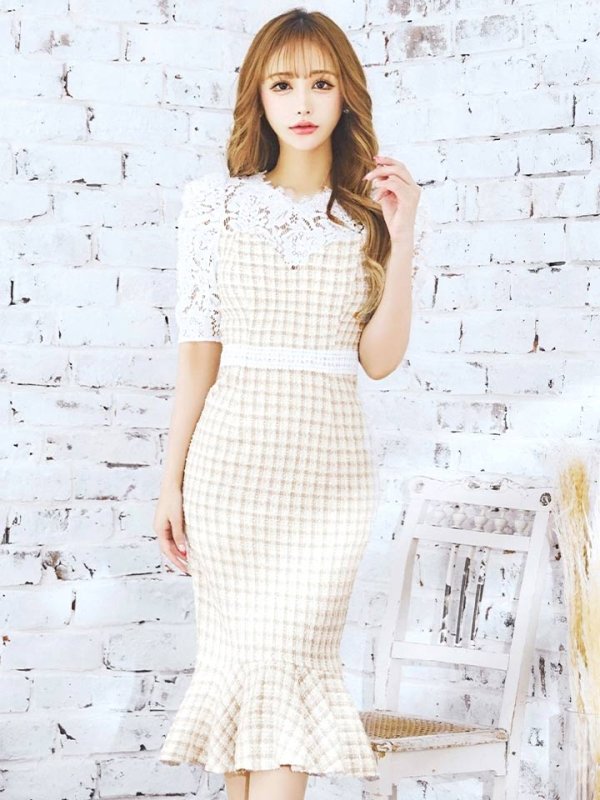 モデル：真優川咲　身長：159cm　着用サイズ：Sサイズ