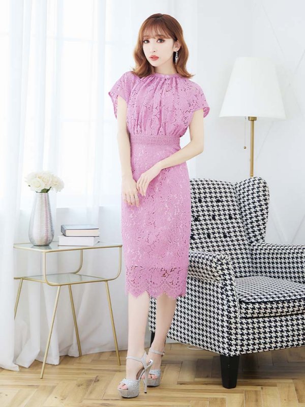 モデル：杉山佳那恵　身長：159cm　着用サイズ：Sサイズ