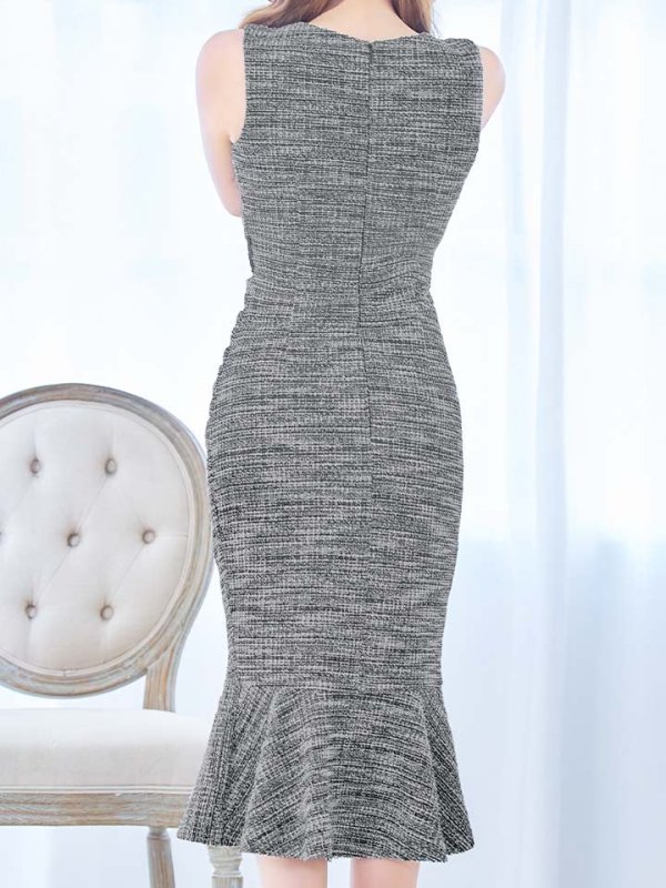 モデル：真優川咲　身長：159cm　着用サイズ：Sサイズ