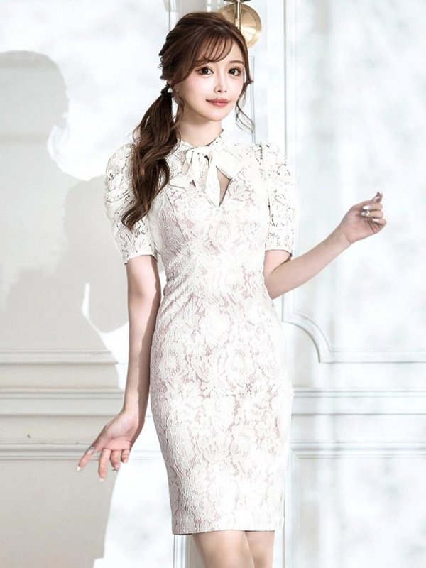 モデル：桜伊みやこ　身長：168cm　着用サイズ：Sサイズ