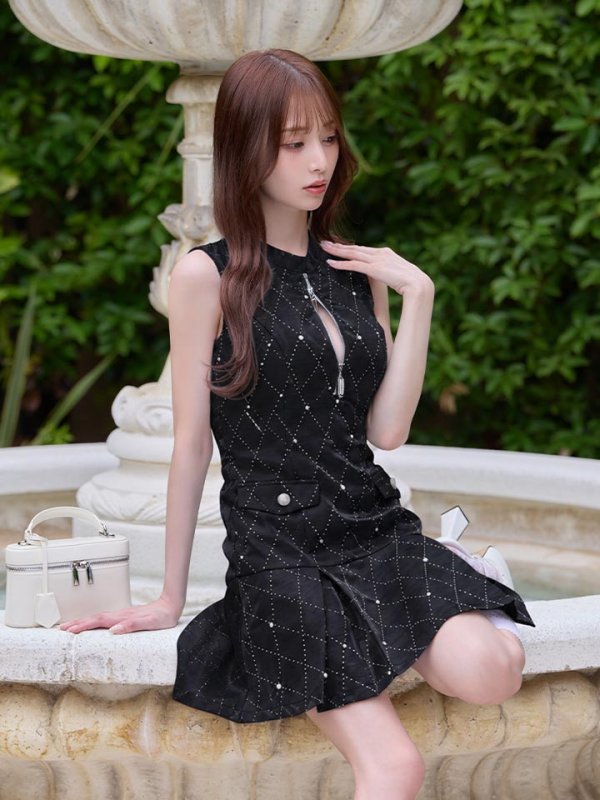 モデル：天海りこ　身長：156cm　着用サイズ：Sサイズ
