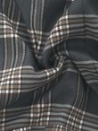 グレー