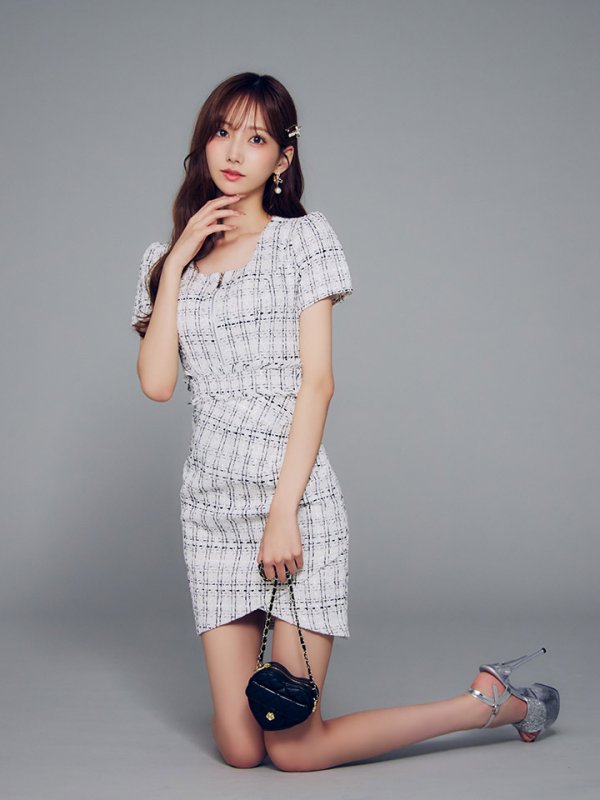 モデル：あすか　身長：170cm　着用サイズ：Sサイズ