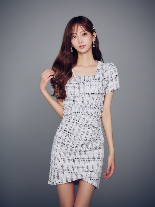 モデル：あすか　身長：170cm　着用サイズ：Sサイズ