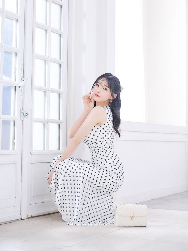 画像12: 水玉ワンピースドレス/フレアー/ノースリーブ/谷間見せ/背中隠し/ミディアムドレス/キャバドレス【S-Lサイズ/2カラー】[OF03B] 【IM】 (12)