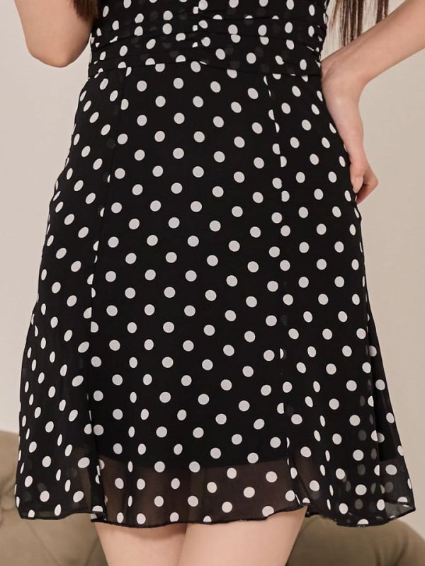 モデル：ももか　身長：156cm　着用サイズ：Sサイズ