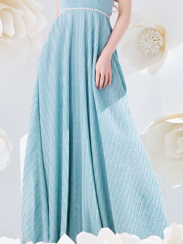 モデル:真優川咲　身長:159cm　着用サイズ:Sサイズ