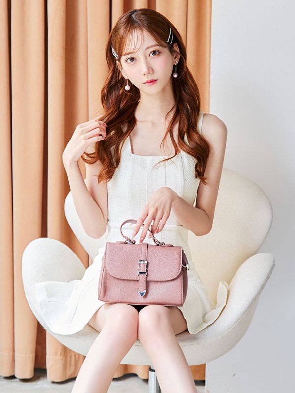 モデル：あすか　身長：170cm　着用サイズ：Sサイズ