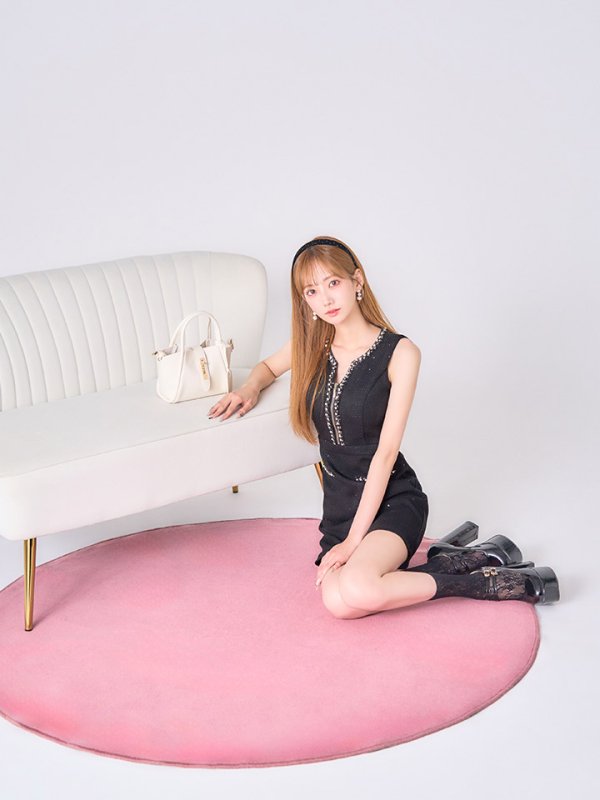 モデル：あすか　身長：170cm　着用サイズ：Sサイズ