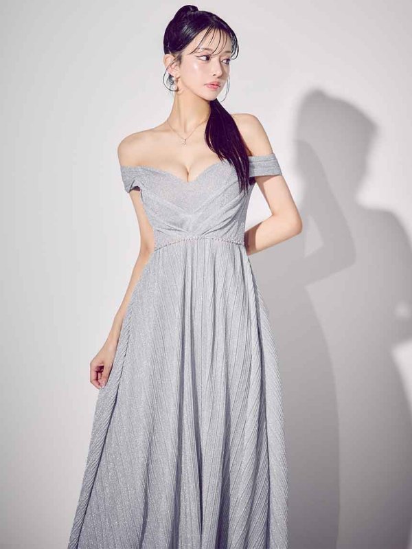 モデル：まおちゃる　身長：156cm　着用サイズ：Sサイズ