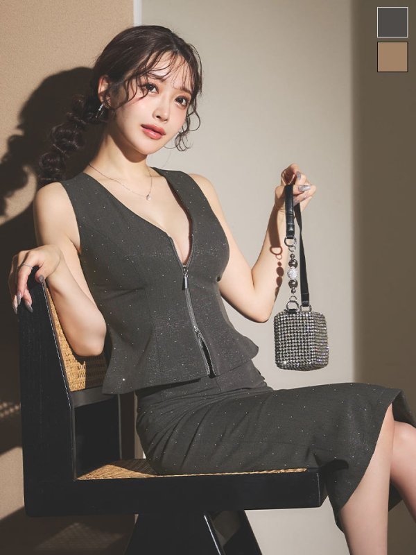 モデル：朝陽凪　身長：156cm　着用サイズ：Sサイズ