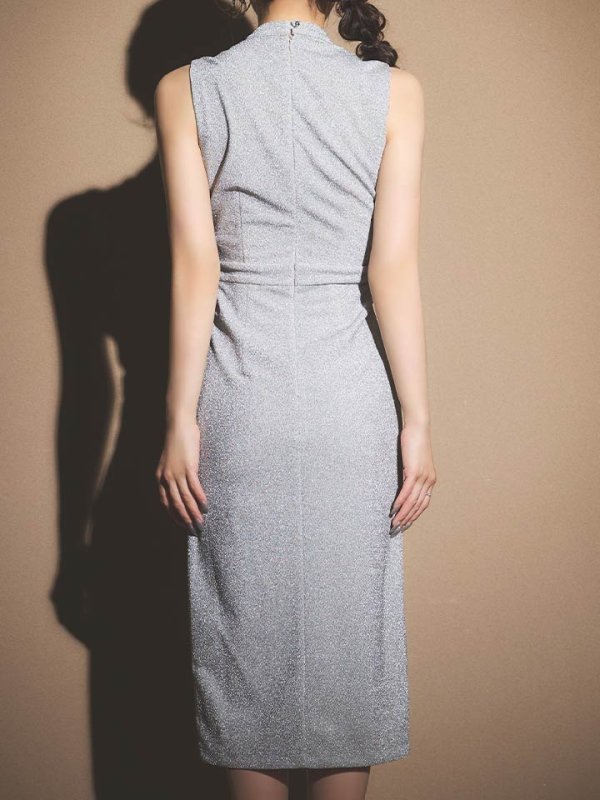 モデル：朝陽凪　身長：156cm　着用サイズ：Sサイズ