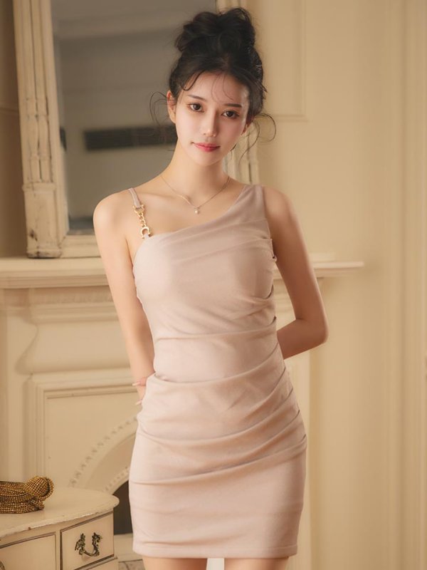 モデル：ゆりお　身長：165cm　着用サイズ：Sサイズ