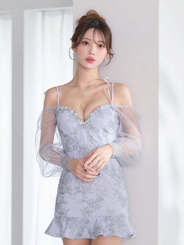 モデル：るりぴ　身長：165cm　着用サイズ：Sサイズ