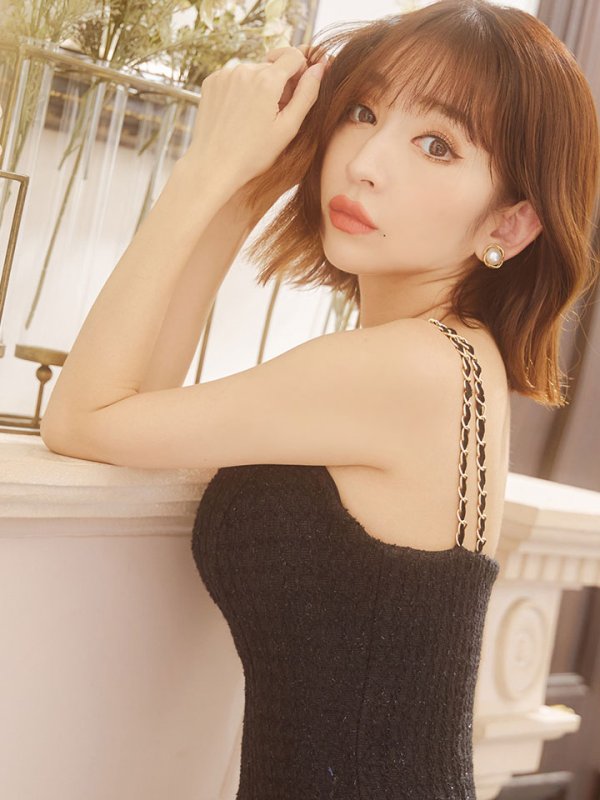 モデル：ゆりお　身長：165cm　着用サイズ：Sサイズ