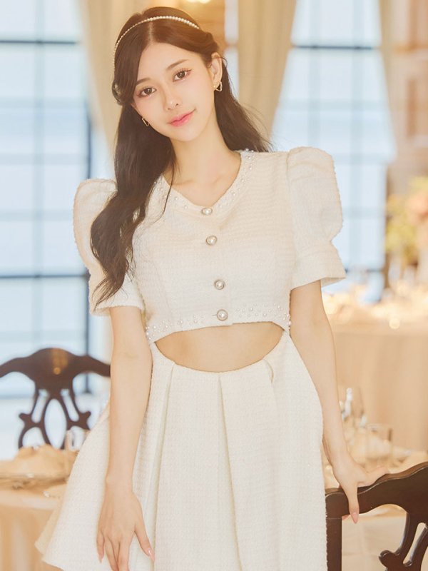 モデル：ゆりお　身長：165cm　着用サイズ：Sサイズ