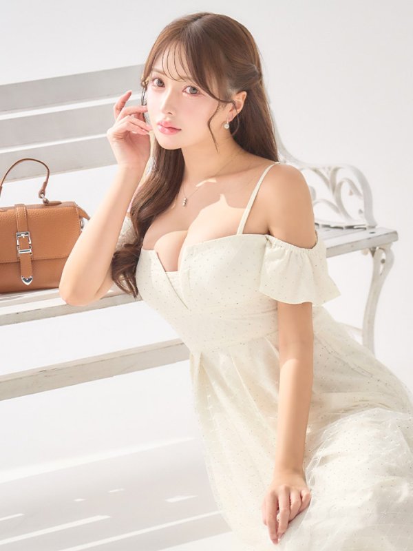 モデル:りな 身長:160cm 着用サイズ:Sサイズ