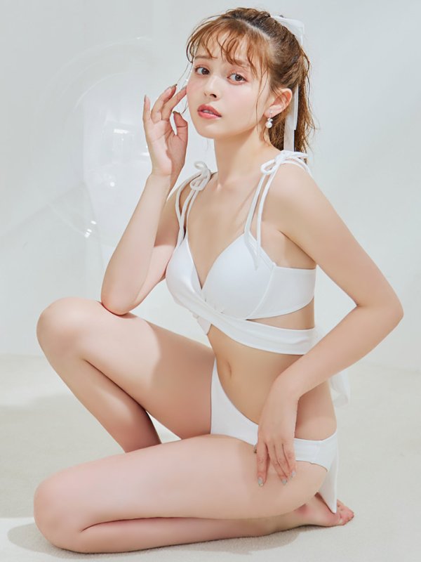 画像1: 【ノベルティ対象】【一部予約 / 6月中旬発送予定】【ビキニ】【水着】バッククロスリボンワンカラービキニ 2点セット [YMT] (1)