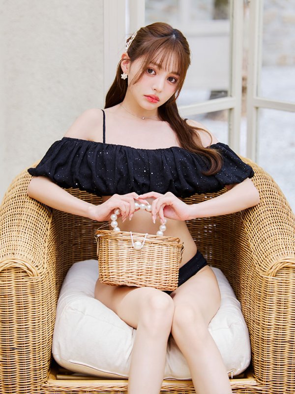 モデル：ちぃぽぽ　身長158cm　着用サイズ：Sサイズ