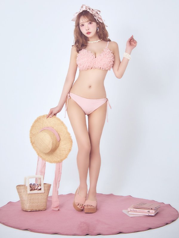 モデル:三上悠亜 身長:159cm 着用サイズ:Sサイズ