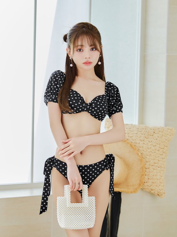 モデル:吉木千沙都 身長158cm 着用サイズ:Sサイズ