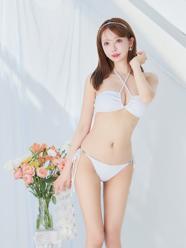 モデル：三上悠亜　身長159cm　着用サイズ：Sサイズ