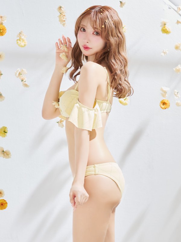 モデル:三上悠亜 身長:159cm 着用サイズ:Sサイズ