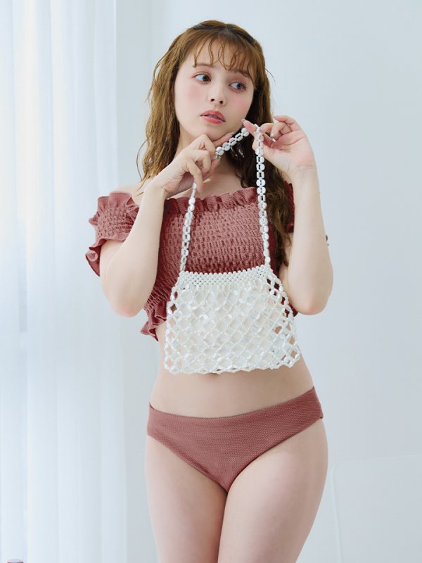 モデル：吉木千沙都 身長：158cm 着用サイズ：Sサイズ