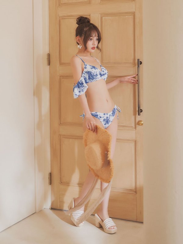 画像2: 【ビキニ】【水着】オフショル花柄リゾートビキニ 2点セット [FB01]【予約 / 6月中旬発送予定】 (2)