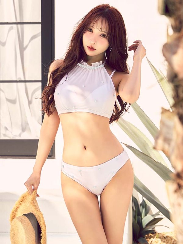 モデル：三上悠亜　身長：159cm　着用サイズ：Sサイズ