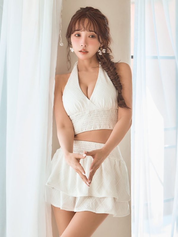 モデル：三上悠亜　身長：159cm　着用サイズ：Sサイズ