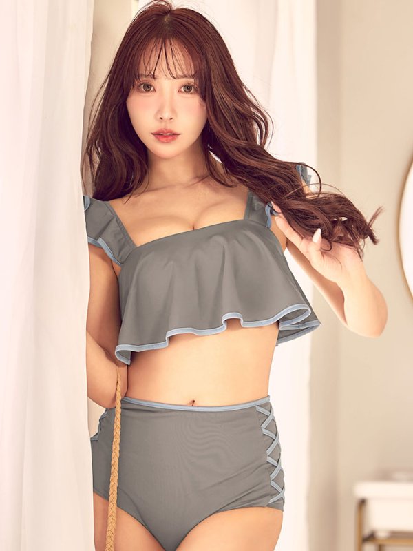 グレー　モデル：三上悠亜　身長：159cm　着用サイズ：Sサイズ