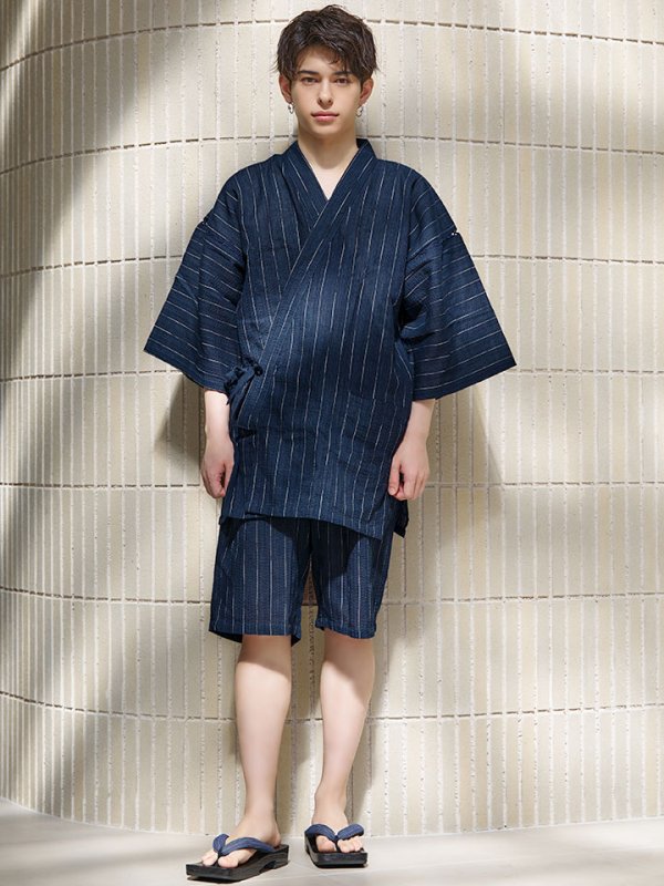 画像4: 【即日発送】【メンズ甚平】ネイビー地に白縞模様甚平  【甚平・下駄セット】[YMT] (4)