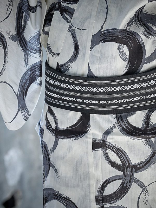 画像5: 【即日発送】【メンズ浴衣】白地に水墨柄【浴衣３点セット 浴衣/帯/下駄】[YMT] (5)