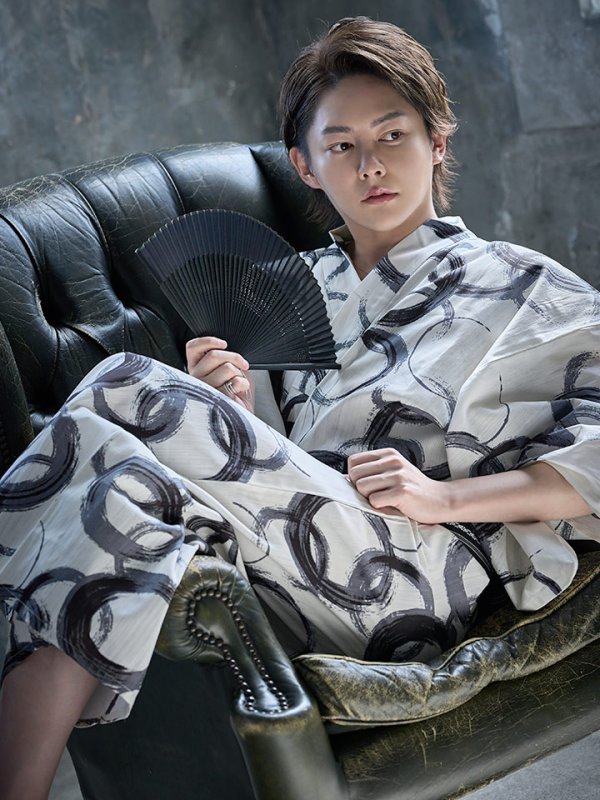 画像8: 【即日発送】【メンズ浴衣】白地に水墨柄【浴衣３点セット 浴衣/帯/下駄】[YMT] (8)