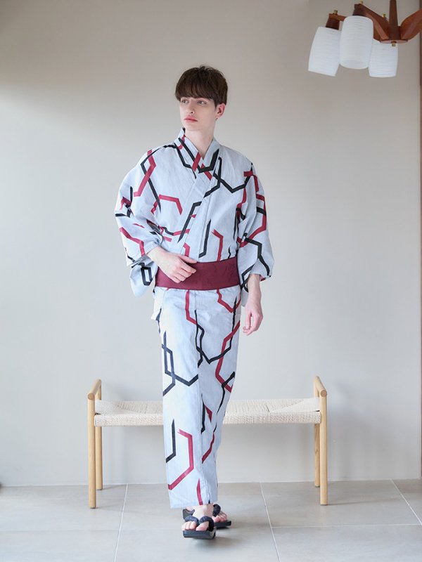画像7: 【即日発送】【メンズ浴衣】白地に幾何学模様の紳士浴衣【浴衣３点セット 浴衣/帯/下駄】[YMT] (7)