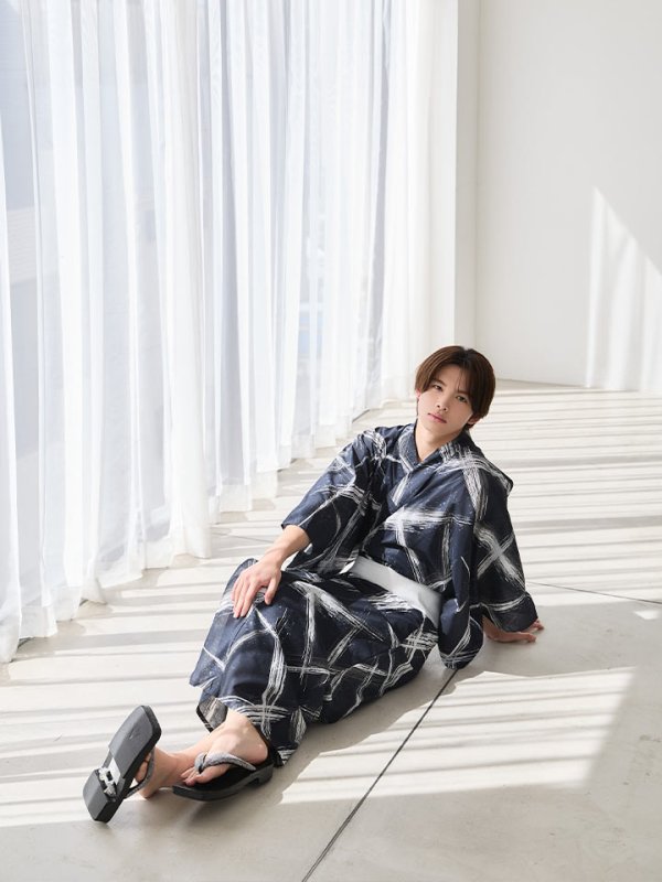 モデル：今井暖大　身長：173cm　着用サイズ：Lサイズ