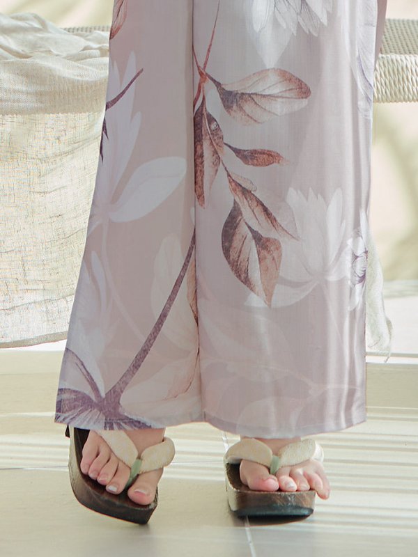 画像7: 【即日発送！】【浴衣】ホワイトフラワーブラウン浴衣【浴衣３点セット 浴衣/帯/下駄】[OF04] (7)