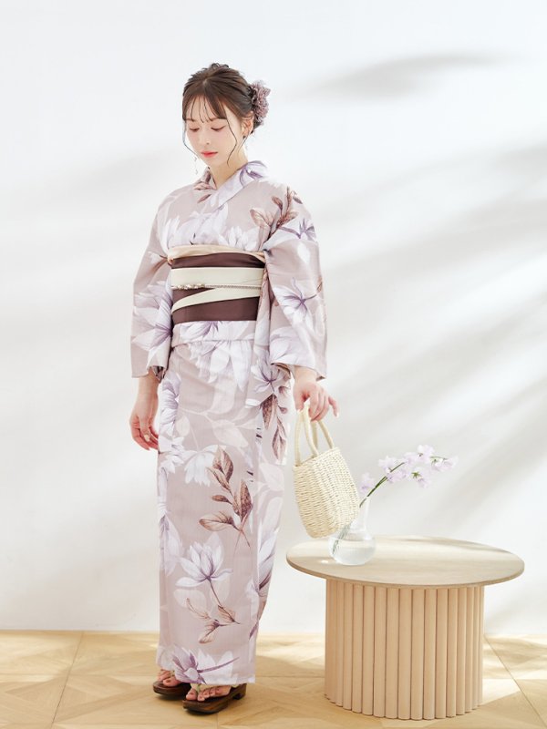 画像9: 【即日発送】【浴衣】ホワイトフラワーブラウン浴衣  【浴衣３点セット 浴衣/帯/下駄】[YMT] (9)
